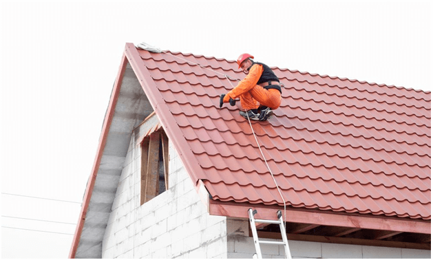 roof repairer at work