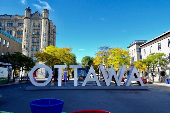 Tourist sign with the name of the city of Ottawa