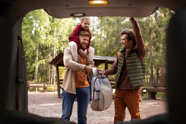 family packing Car for a Village Trip