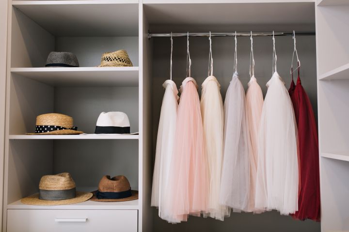 dresses hanging wardroble